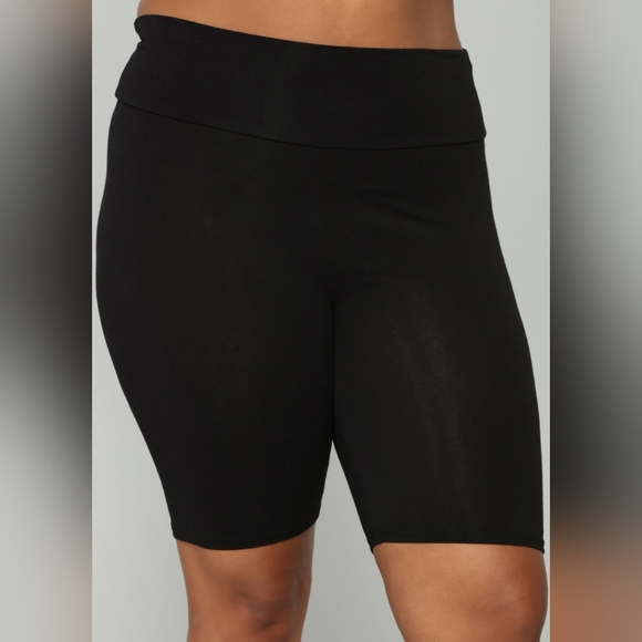 Fashionnova Black Fold Over Biker Shorts Lounge Casual Basic Simple New NWT FN - Picture 4 of 4